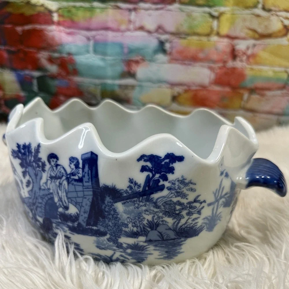 Blue and White Ironstone Transferware Scalloped Rim Bowl Pastoral Scene Vintage